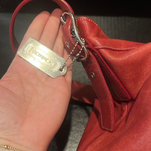 Vintage Red Leather COACH Duffel Sac Messenger Style Bag - Picture 6 of 11